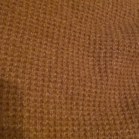 Aerie hoodie sweater, waffle- size larger-dark mustard yellow color - Picture 3 of 3